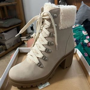 Womens Boots
